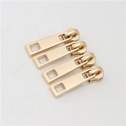 ตัวดึงซิปโลหะเรียบ